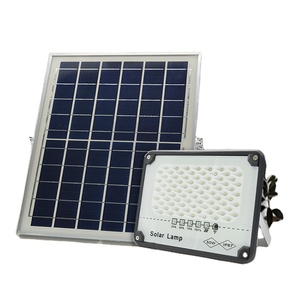 Batterie solaire 100W IP65 étanche éclairage <span class=keywords><strong>de</strong></span> <span class=keywords><strong>jardin</strong></span> Led chargement automatique lampadaire extérieur - Product Image 1