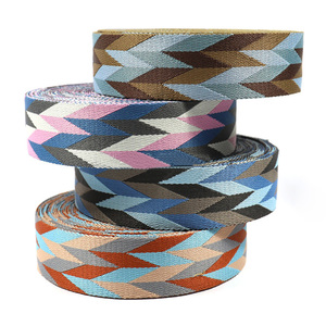 Liwei Umweltfreundlicher 3,8cm Jacquard-Gürtel im Ethno-Stil mit Rautenmuster als Damen-Taschendekoration 100% Polyester - Product Image 6