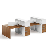 Bureau de séparation en forme de I de haute qualité avec panneau de confidentialité poste de travail de bureau à cadre métallique robuste