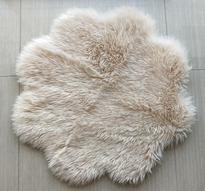 Tapis tricoté moelleux en fausse peau de mouton <span class=keywords><strong>beige</strong></span> lavable chambre adolescent dortoir salon mignon tapis floral - Product Image 1