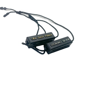 Tùy chỉnh dập nổi tên Logo <span class=keywords><strong>Nylon</strong></span> hangtag dập nóng vật liệu giấy treo <span class=keywords><strong>Tag</strong></span> cho giày dép và Hàng may mặc với nhựa chuỗi con dấu - Product Image 3