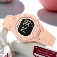 Jam Tangan Digital Sport Mewah Wanita CURREN 6102 dengan Tali Silikon Tahan Air 3BAR Stopwatch Kalender Fitur Outdoor untuk Wanita