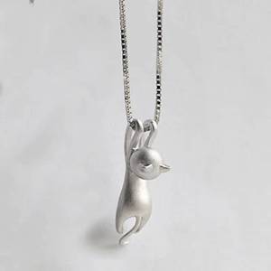 Collier unisexe tendance avec pendentif animal en alliage de zinc plaqué argent mat 3D, design de créateur - Product Image 6