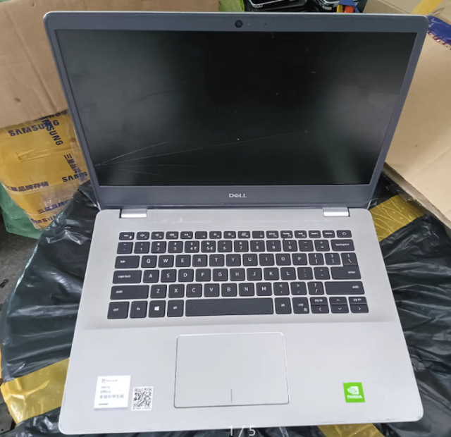 D1525S Dall Inspiron 14 (Ins 14-5493-D1525S) Low-priced Notebook Computer Laptop High-performance Office