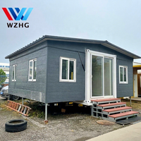 Maisons de conteneurs extensibles modernes de 20 pieds et 40 pieds en Chine avec salles de bains, cuisines et panneaux solaires