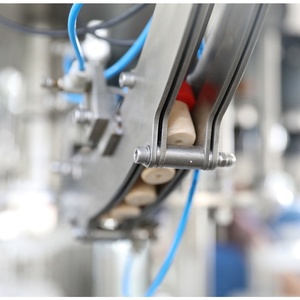 Tự Động Quy Mô Nhỏ 5000bph Chai Thủy Tinh Vodka Máy Làm Rượu Vang Làm Đầy Máy Trên Bán Với Ropp Bìa T Loại Corker - Product Image 5