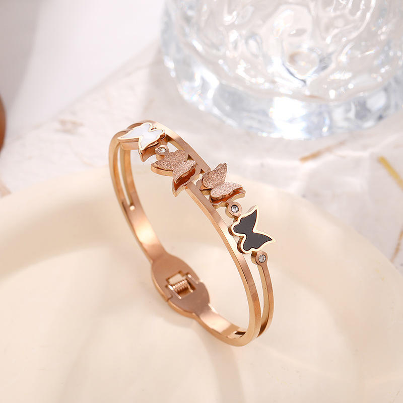 โรสโกลด์