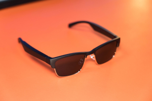 แว่นแปลภาษาด้วย AI แว่นแปลภาษาใหม่ล่าสุด แว่นอัจฉริยะนวัตกรรม - Product Image 2