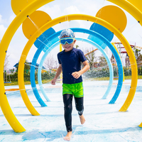 Structure de jeu aquatique commerciale pour enfants : Aire de jeux aquatique, tunnel de pulvérisation arc-en-ciel, arche aquatique, ensemble de passages brumeux