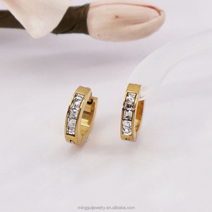 ชุดต่างหูทรงกลมทันสมัยประดับด้วยเซอร์คอนสแตนเลสขนาด 4x10 มม. สำหรับผู้ชายและผู้หญิง - Product Image 4