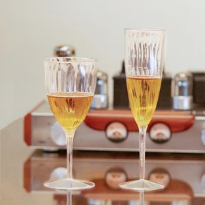 أكواب بلاستيكية شفافة فريدة من نوعها فاخرة شفافة فريدة من نوعها ساق طويل شفاف PS شمبانيا للاستعمال مرة واحدة لحفلات الزفاف - Product Image 5