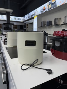 Friteuse à air électrique moderne 7L avec commande numérique et revêtement céramique antiadhésif pour une cuisson rapide sans huile - Product Image 6