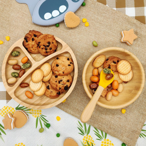 Juego de Vajilla de Bambú Ecológico y Duradero con Logotipo Personalizado, Plato con Divisiones y Succión, Cuchara y Tenedor para Bebés - Product Image 4