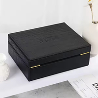 Boîte cadeau pliante de luxe en bois de pin recyclable, en cuir PU, avec couvercle magnétique, gravure laser, design artisanal, biodégradable, forme rectangulaire personnalisée