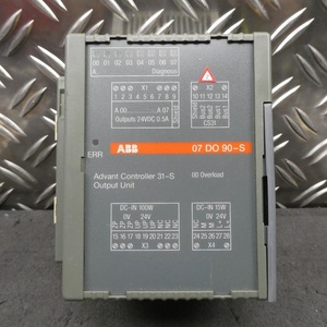 07 DO 90-S D1 GJR5250800R0202 07DO90-S โมดูลเอาต์พุตดิจิตอล PLC - Product Image 1