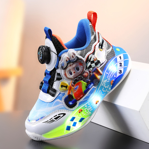 Chaussures lumineuses pour enfants Cema, style dessin animé, mignonnes et lumineuses, pour garçons et filles, à la mode, avec boucle rotative pour augmenter la taille - Product Image 6