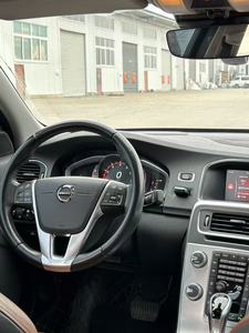 Voiture d'<span class=keywords><strong>occasion</strong></span> <span class=keywords><strong>Volvo</strong></span> <span class=keywords><strong>S60</strong></span> Berline de luxe 5 places, conduite à gauche, moteur turbo, automatique, équipements de sécurité, <span class=keywords><strong>essence</strong></span>, modèle 2017-2019 - Product Image 2