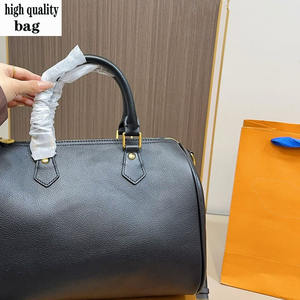 קטלוג תיקי מעצבים <span class=keywords><strong>2026</strong></span> תיק מעצבים חדש באיכות גבוהה לנשים, תיק עור אמיתי בגודל בינוני, תיק יוקרתי בסגנון ציפית - Product Image 1