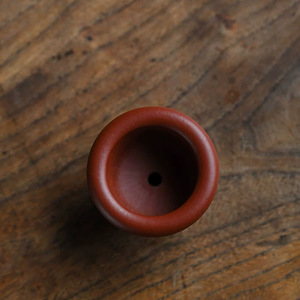 Pot de fleurs en argile violette de style Yixing, mini pot de bureau en forme de haricot pour plantes vertes - Product Image 3