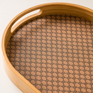 Plateau de service en cuir, série Leather, cadre rond en bambou, motif géométrique, poignée, usage résidentiel - Product Image 2