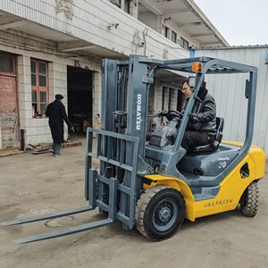 <span class=keywords><strong>Chariot</strong></span> élévateur d'occasion 100% d'origine japonais, le plus vendu, 2 tonnes, modèle 2024, <span class=keywords><strong>chariot</strong></span> élévateur <span class=keywords><strong>Komatsu</strong></span> FD20 d'occasion pour levage - Product Image 5