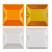 Goujons réfléchissants de contrôle de la circulation d'oeil de chat de chaussée en plastique jaune simple face d'ABS pour l'avertissement de route