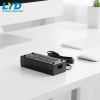 Chargeur de batterie pour voiturette de golf EV haute puissance 240W 14.6V 16.5A QC4.0 Charge rapide Matériel PC ignifuge écologique
