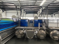 Fabricant chinois de bateaux pontons de luxe en aluminium de qualité marine soudé de 7,5 m (25 pieds) avec certification CE pour la pêche sportive à distance
