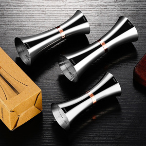 Jigger de Acero Inoxidable 304 de Doble Cara, Medidor de Onzas y Cócteles de 30ml y 45ml, Herramienta Moderna para Baristas y Bares - Product Image 3