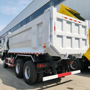 Nouveau 371Hp 6X4 Diesel Construction Mining Dump Trucks Nouveau 6x4 Prix pour chantier <span class=keywords><strong>de</strong></span> construction - Product Image 6
