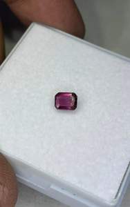 Turmalina Natural de Alta Demanda para Joyería o Usos Espirituales y Curativos, Disponible a Precio de Exportación - Product Image 4