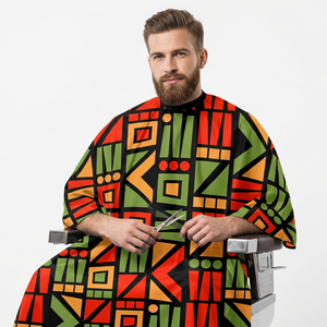Capa de Barbero Personalizada de Alta Calidad en Poliéster/Nailon con Diseño Único de Bandana con Calavera, Resistente al Agua y con Elástico Ajustable - Product Image 6