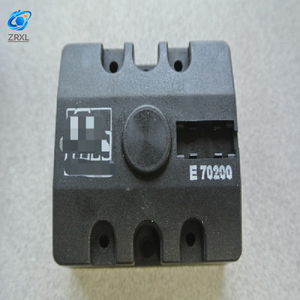 Thương hiệu mới và nguyên bản mới và nguyên bản e70200 m830901 hộ<span class=keywords><strong>p</strong></span> cá<span class=keywords><strong>p</strong></span> phẳng rất nhiều 5 Giao hàng nhanh chóng của bao bì gốc - Product Image 1