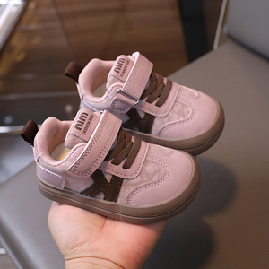 Nouvelles chaussures de sport pour bébé et tout-petit automne 2024, respirantes, semelle souple, baskets décontractées, fermeture velcro, tige basse, couleurs assorties pour - Product Image 4