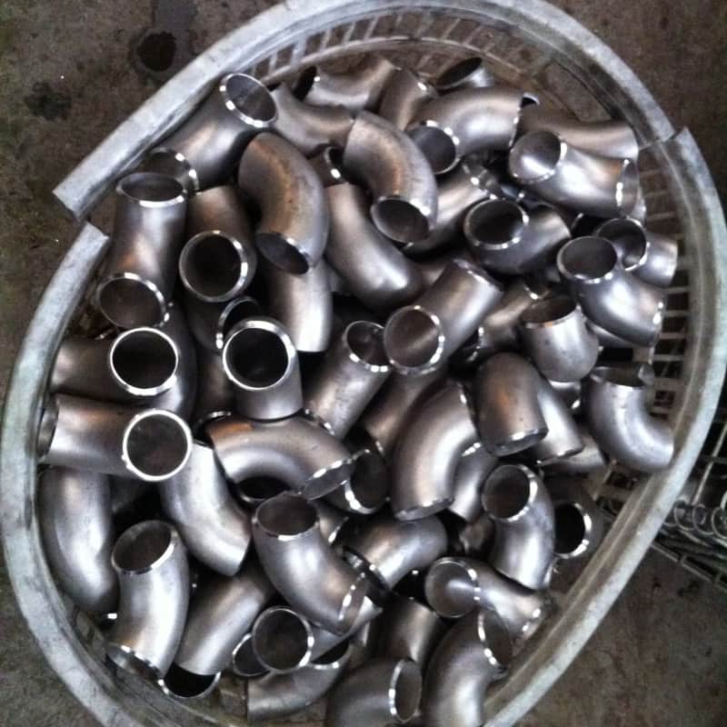 B16.9 Astm A234 углеродистая сталь 90 градусов Длинный Локоть Редуктор высокого давления 90 градусов локоть с обработкой поверхности