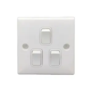 ID Series Three-switch Four-switch. Universal three-hole Five-jack 10A220V wall switch.