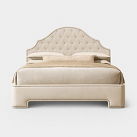 Lit avec tête de lit Portman capitonnée en tissu moderne de luxe, fabriqué à la main, avec rangement, cadre en bois écologique et rembourré pour chambre à coucher