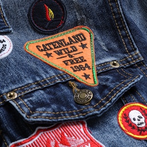 Chất Lượng Tốt Nhất Hip Hop Thời Trang Dạo Phố Denim Quần Áo Áo Ưa Thích Các Bản Vá Lỗi Giản Dị Jeans Người Đàn Ông Áo Khoác - Product Image 3