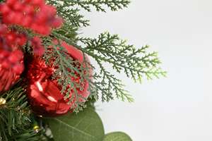 Classic Design Ecofriendly 30inch Pvc Artificial Christmas <b>Wreath</b> Christmas Green Farmhouse <b>Wreath</b> - Product Image 6