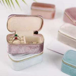 THK0162 Joyero de viaje de terciopelo pequeño Organizador Contenedor Joyero de terciopelo para joyería Pendiente Anillo Collar Estuches de embalaje - Product Image 3