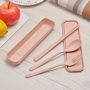 Portable Outdoor Travel Tableware Set Three-Piece Wheat Straw Spoon Fork Chopsticks with Personalized Logo Plastic Material