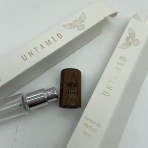 Flacon pulvérisateur de parfum <span class=keywords><strong>à</strong></span> couvercle <span class=keywords><strong>carré</strong></span> <span class=keywords><strong>en</strong></span> <span class=keywords><strong>bois</strong></span> de 10ml, flacon de 15ml avec boîte d'impression personnalisée - Product Image 4