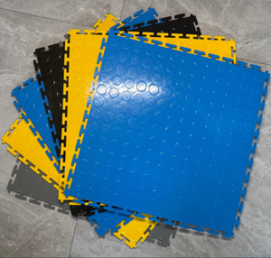 Carreaux de sol en vinyle imbriqué en PVC pur imperméable 500*500 pour une utilisation dans un garage intérieur/tapis de sol à emboîtement en plastique amovibles - Product Image 2