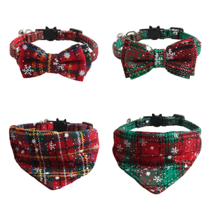Colliers pour chiens à boucle à carreaux de Noël, bandana triangulaire, écharpe pour animaux de compagnie en polyester à thème hivernal, imprimé flocon de neige, classique pour chats - Product Image 1