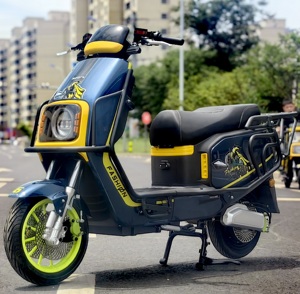 Vente Flash : Moto électrique personnalisée 1500W, 61-80km/h, 72V, deux roues, pour adultes, avec batterie au lithium, idéale pour la livraison de repas - Product Image 3