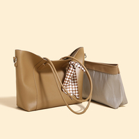Nouveau Sac à Main en Cuir PU pour Femmes, Sac Fourre-Tout Simple et Élégant, Sac à Main Pratique en Soie de Créateur, Vente en Gros