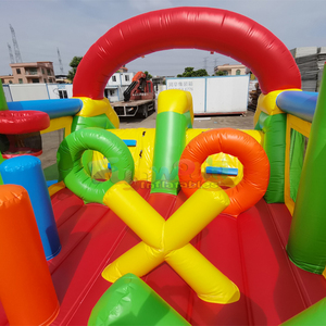 Pista de obstáculos acuática inflable de calidad comercial con piscina, castillo inflable y tobogán. - Product Image 6