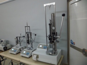 Hiển thị kỹ thuật số 50N 100N 500N Hướng dẫn sử dụng tải van mùa xuân áp lực độ cứng <span class=keywords><strong>Tester</strong></span> - Product Image 6