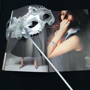 Masques de bal de princesse de Venise portables pour Halloween, masques de cosplay avec fleur latérale électroplaquée pour fêtes - Product Image 3