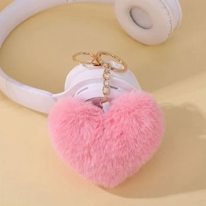 En gros, Pendentif de sac en peluche 'Winter for Love' et Porte-clés cœur pêche, Accessoires de voiture - Product Image 3